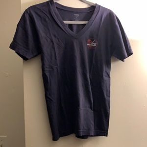 Winnipeg Jets Hockey V-Neck T-Shirt, Size M